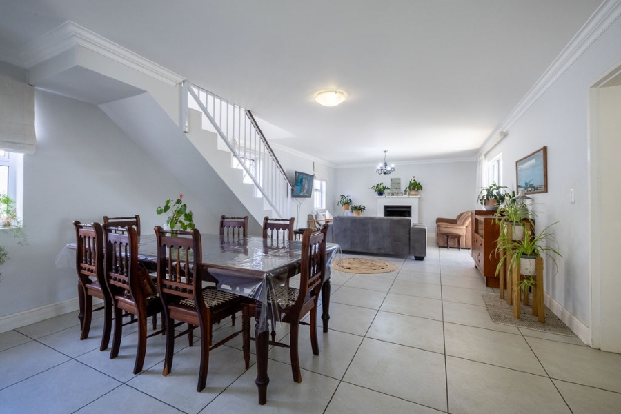 3 Bedroom Property for Sale in Dennegeur Western Cape